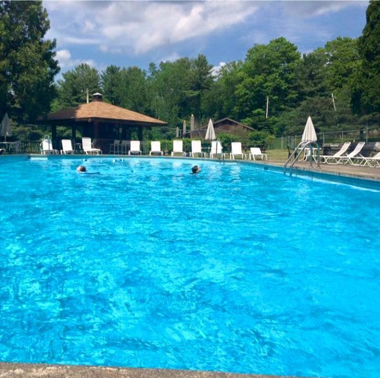 Roaring Brook Ranch Resort Lake George Exterior foto